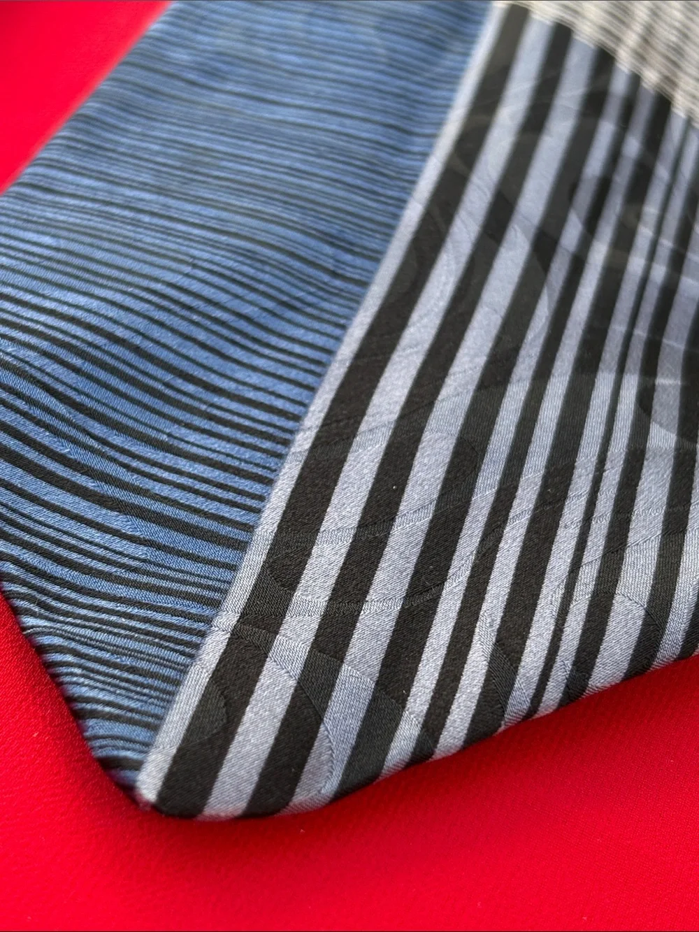 Valentino Paris silk tie!!